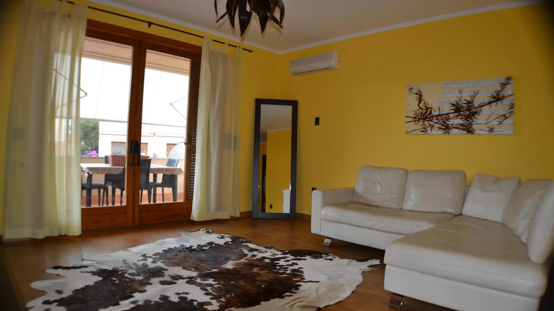 Διαμέρισμα Appartamento Bouganville Λα Μανταλένα