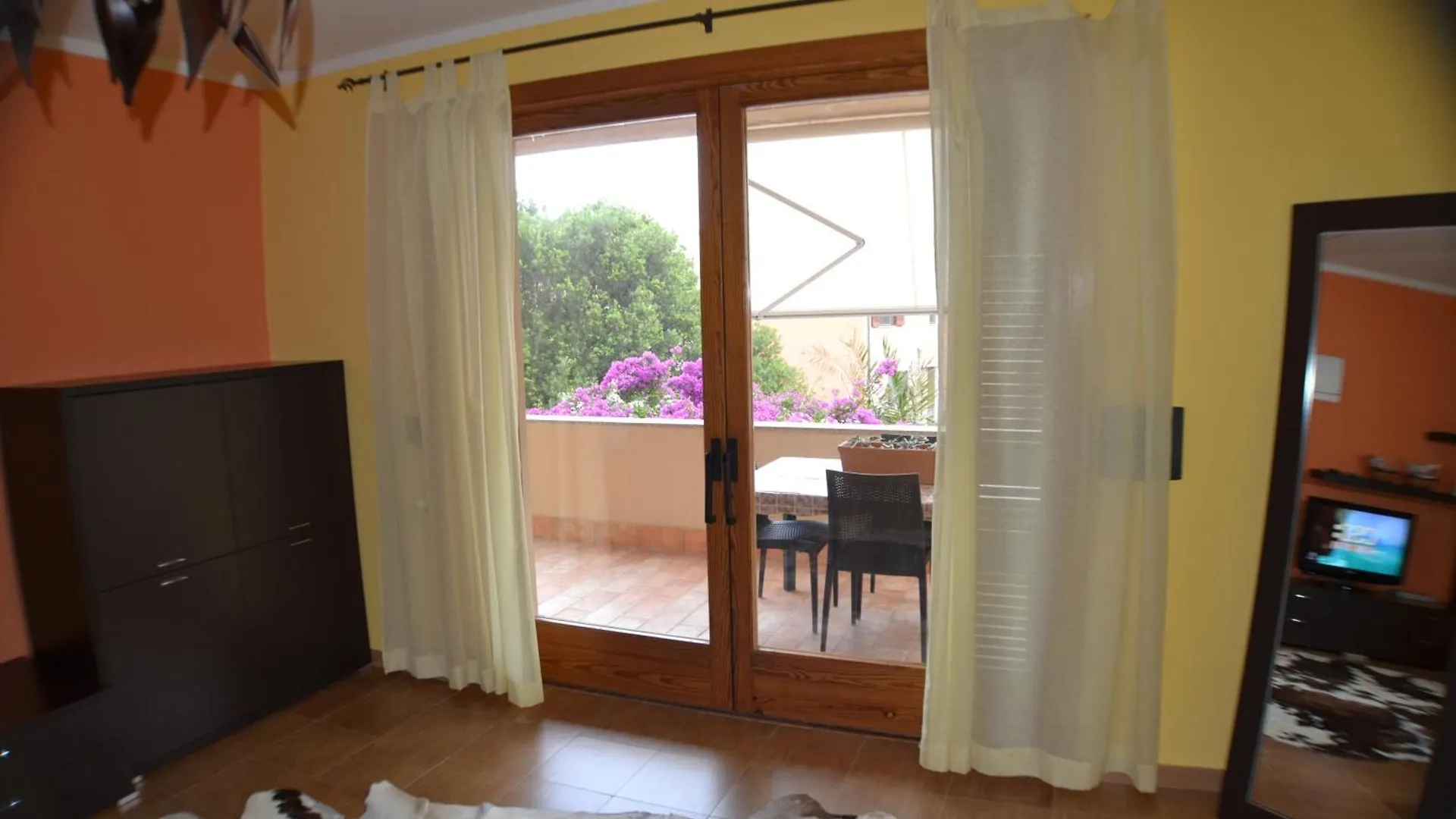 Appartamento Bouganville Λα Μανταλένα 0*,  Ιταλία